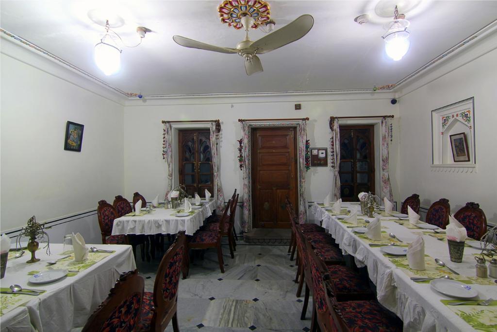 Hotel Pushkar Palace Bagian luar foto