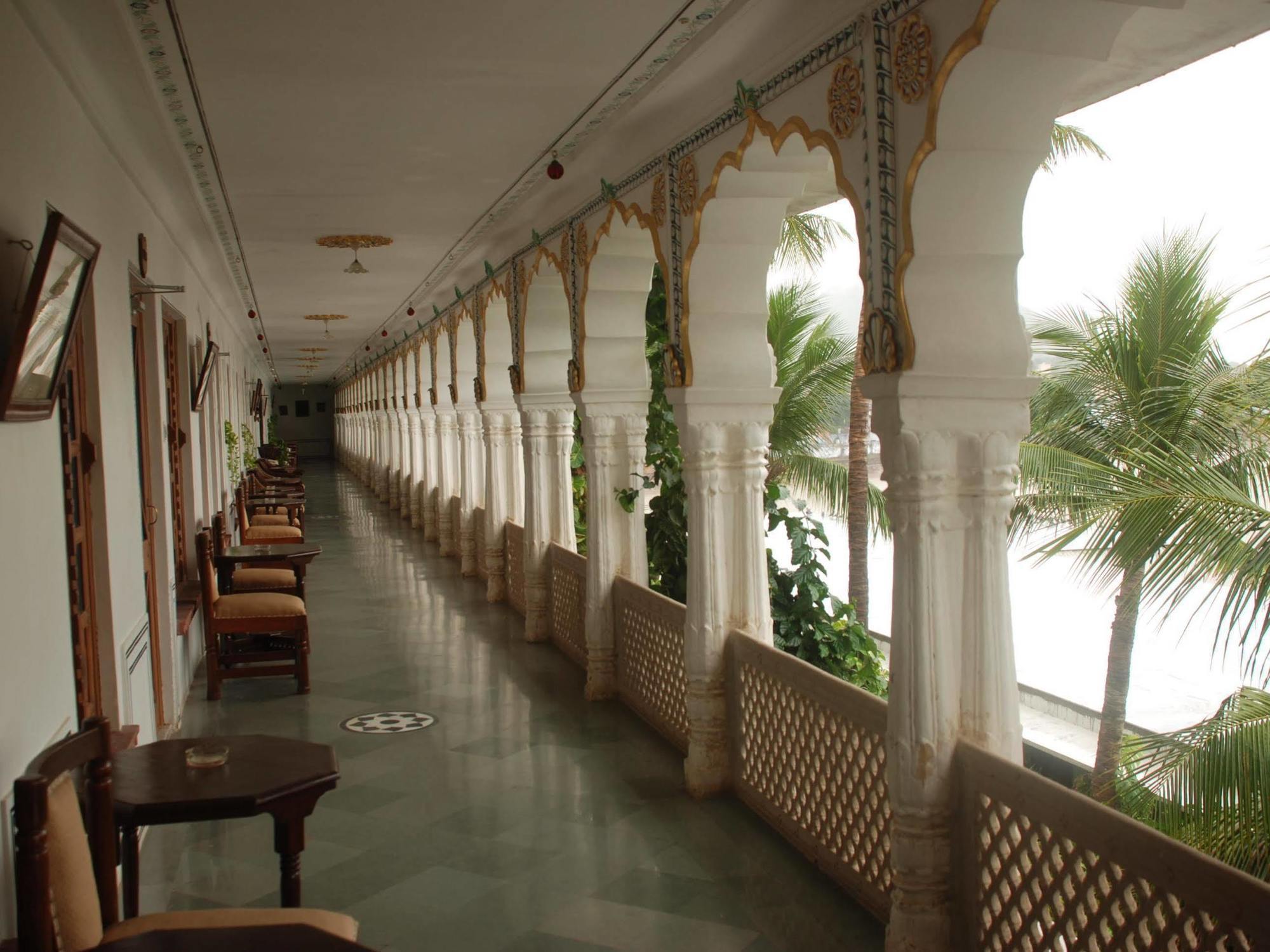 Hotel Pushkar Palace Bagian luar foto